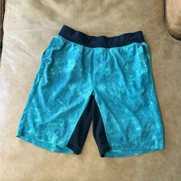 Lululemon T.H.E. Short Medium Men Aqua Linerless 9" Inseam Black Stretch - Picture 1 of 7
